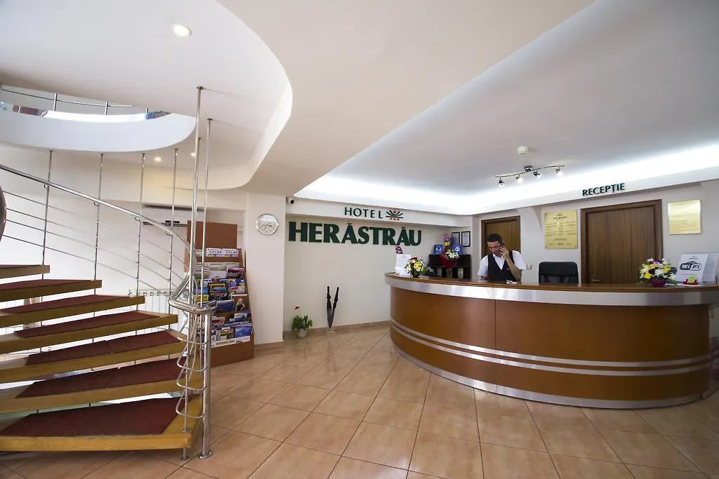 בוקרשט Hotel Herastrau 3*,  רומניה